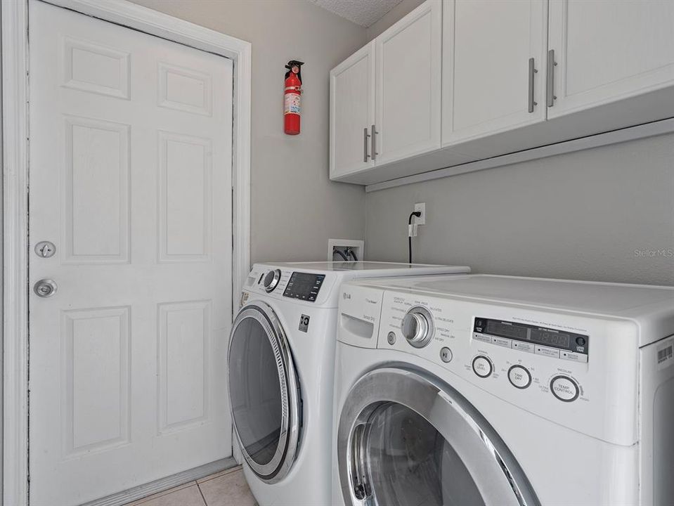 En Venta: $425,000 (4 camas, 2 baños, 1789 Pies cuadrados)