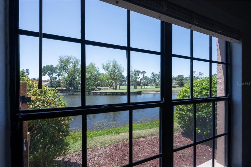 For Sale: $359,900 (2 beds, 2 baths, 1160 Square Feet)