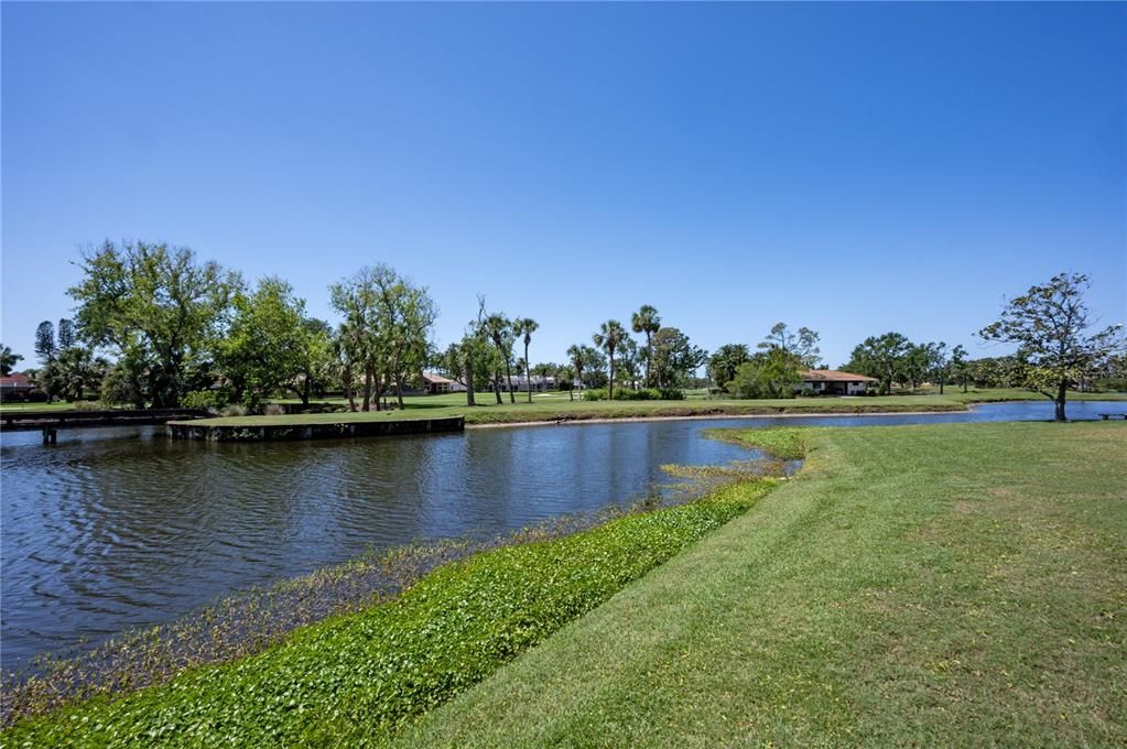 For Sale: $359,900 (2 beds, 2 baths, 1160 Square Feet)