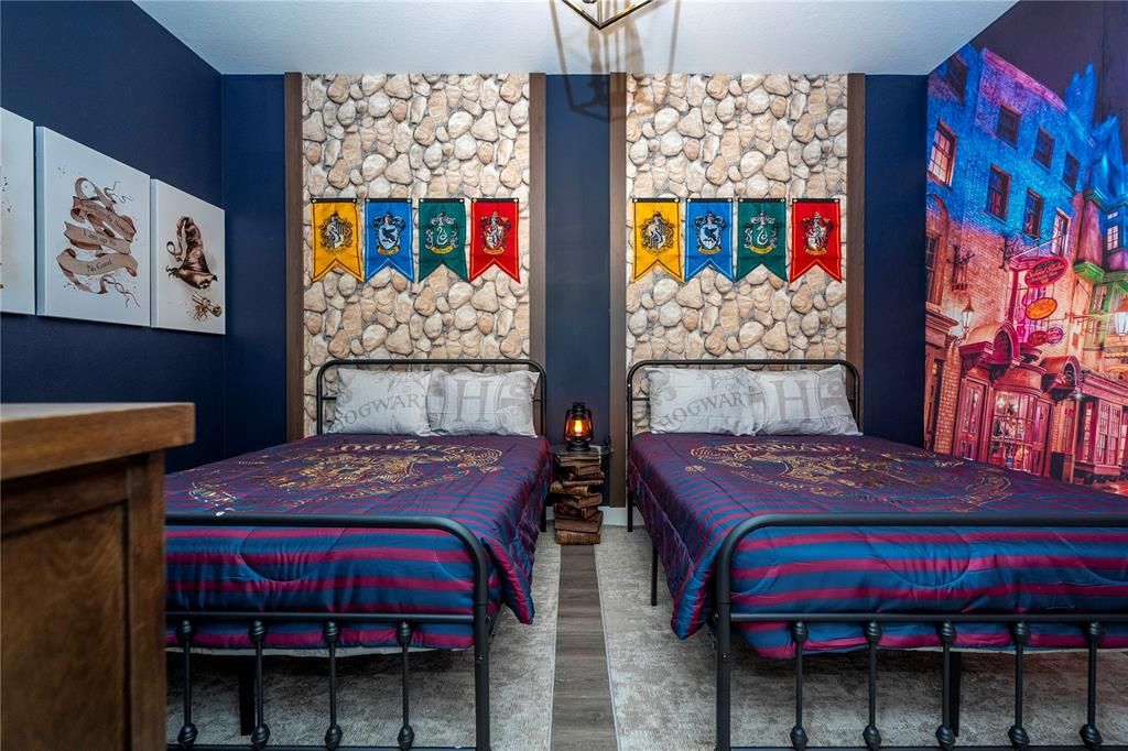 На продажу: $595,000 (5 спален, 4 ванн, 2133 Квадратных фут)