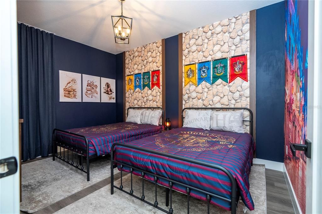 На продажу: $595,000 (5 спален, 4 ванн, 2133 Квадратных фут)