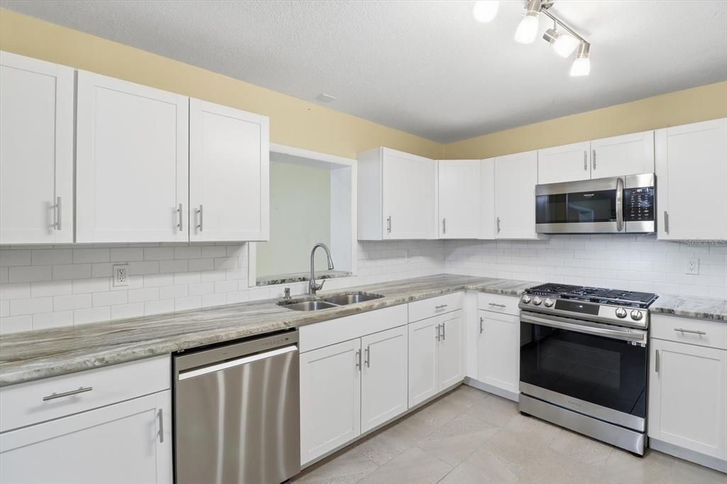 En Venta: $234,900 (3 camas, 2 baños, 1698 Pies cuadrados)