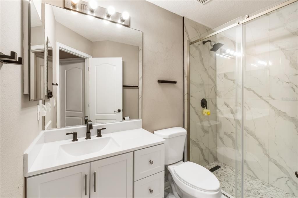 En Venta: $399,900 (3 camas, 2 baños, 1428 Pies cuadrados)