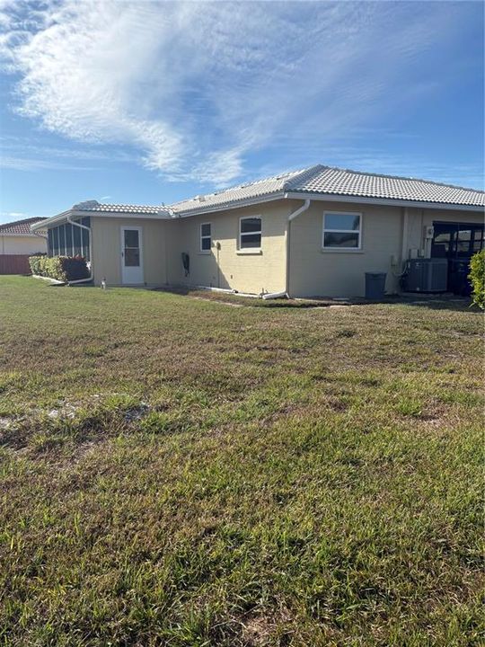 En Venta: $399,950 (2 camas, 2 baños, 1259 Pies cuadrados)