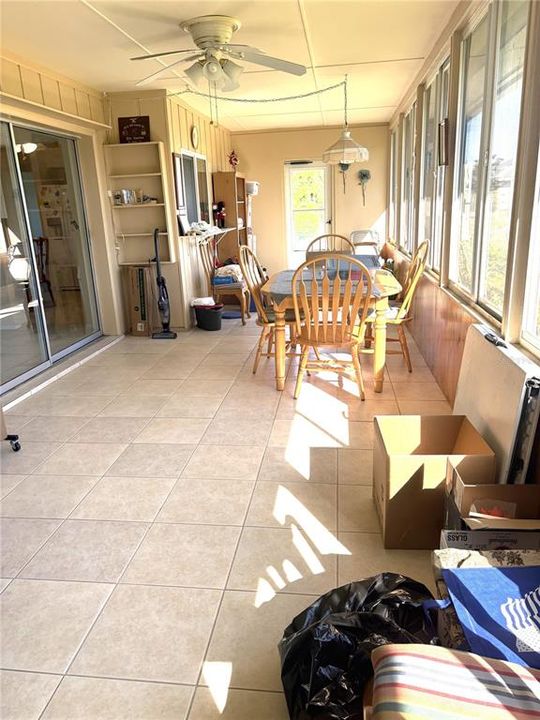 En Venta: $399,950 (2 camas, 2 baños, 1259 Pies cuadrados)