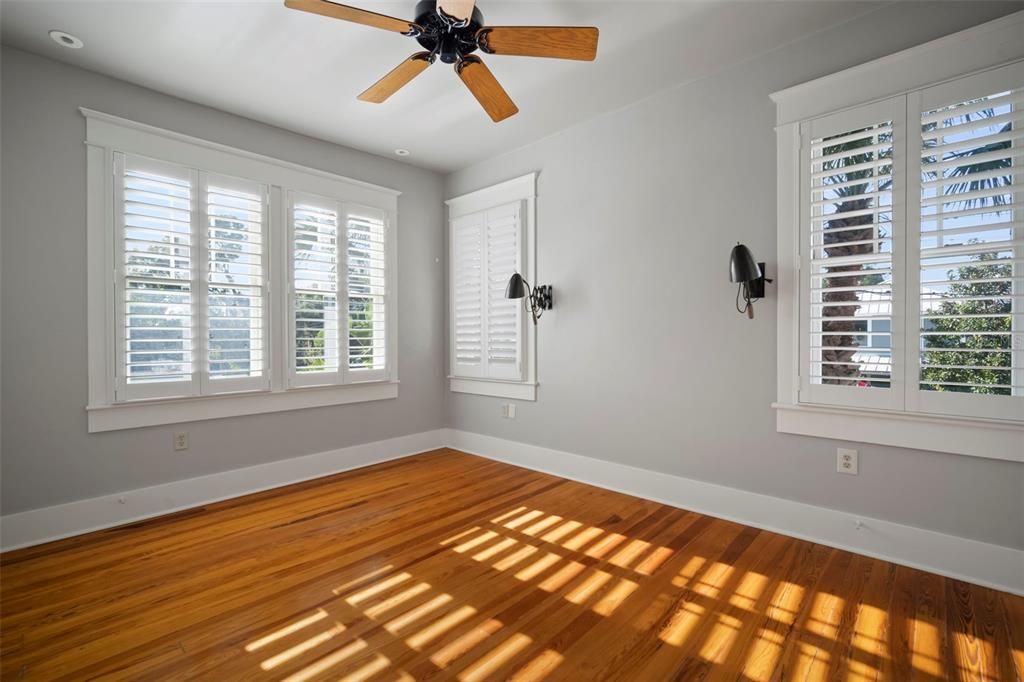 En Venta: $2,399,000 (5 camas, 4 baños, 4152 Pies cuadrados)