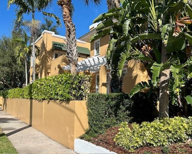 En Venta: $2,399,000 (5 camas, 4 baños, 4152 Pies cuadrados)