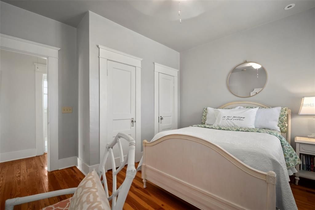 En Venta: $2,399,000 (5 camas, 4 baños, 4152 Pies cuadrados)