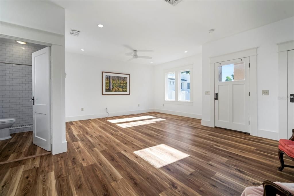 En Venta: $2,399,000 (5 camas, 4 baños, 4152 Pies cuadrados)