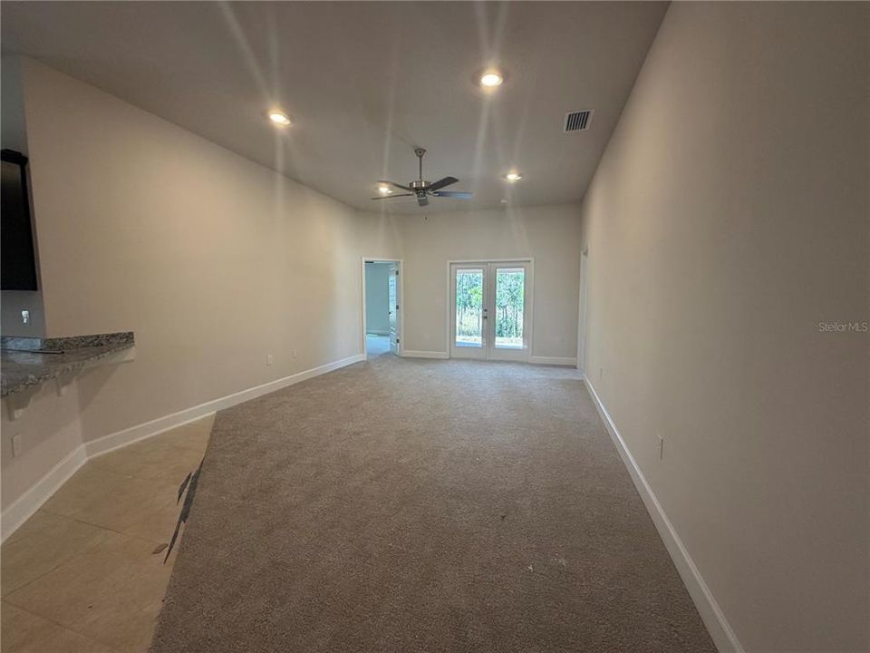 For Sale: $428,900 (4 beds, 3 baths, 2200 Square Feet)