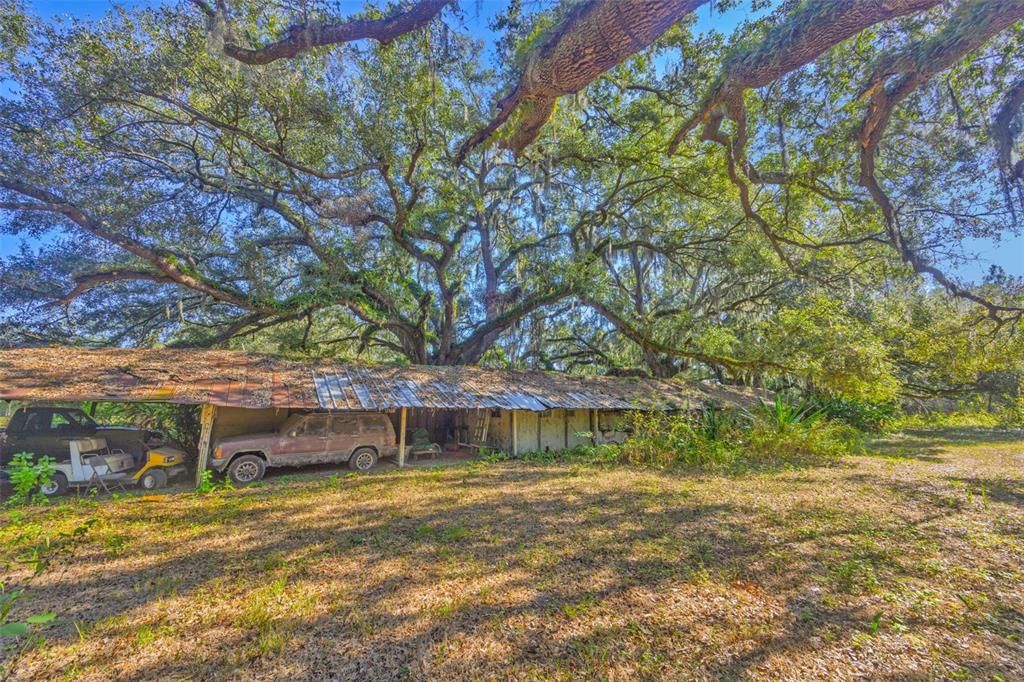 For Sale: $245,000 (2 beds, 1 baths, 1120 Square Feet)