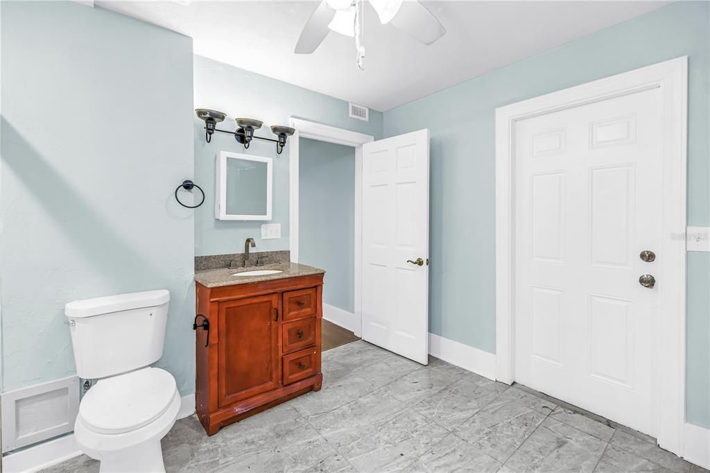 For Sale: $700,000 (5 beds, 0 baths, 1988 Square Feet)