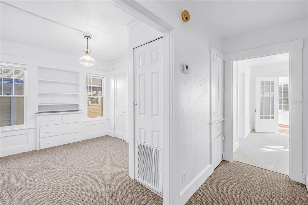 For Sale: $700,000 (5 beds, 0 baths, 1988 Square Feet)