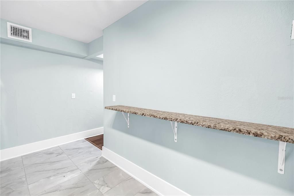 For Sale: $700,000 (5 beds, 0 baths, 1988 Square Feet)