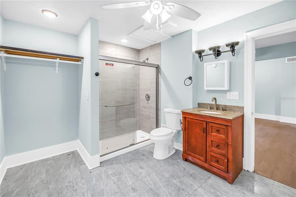 For Sale: $700,000 (5 beds, 0 baths, 1988 Square Feet)