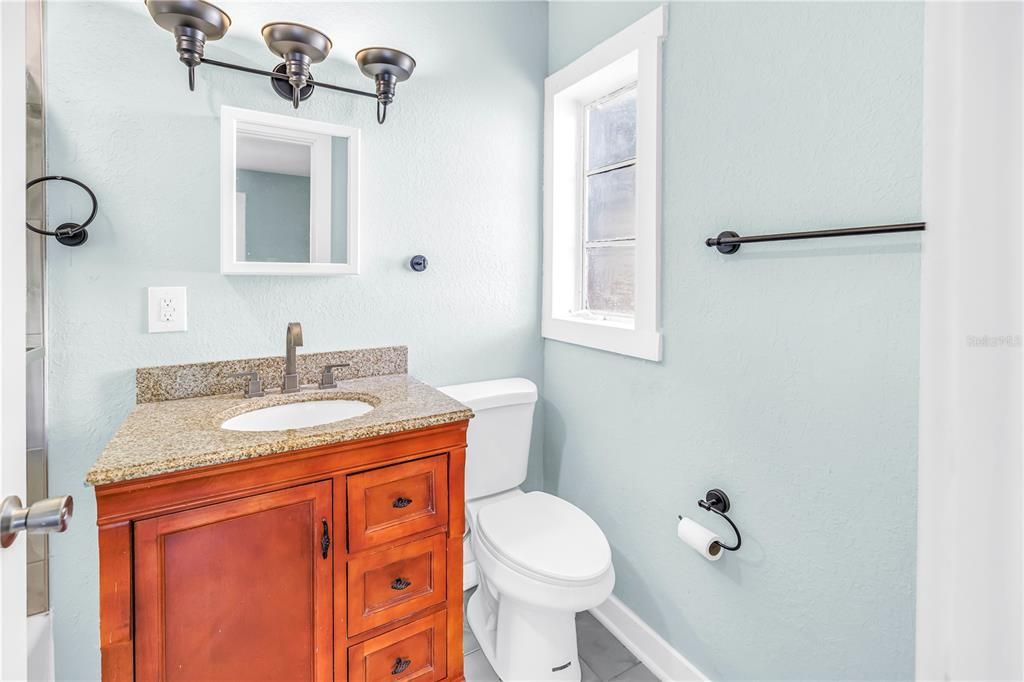 For Sale: $700,000 (5 beds, 0 baths, 1988 Square Feet)