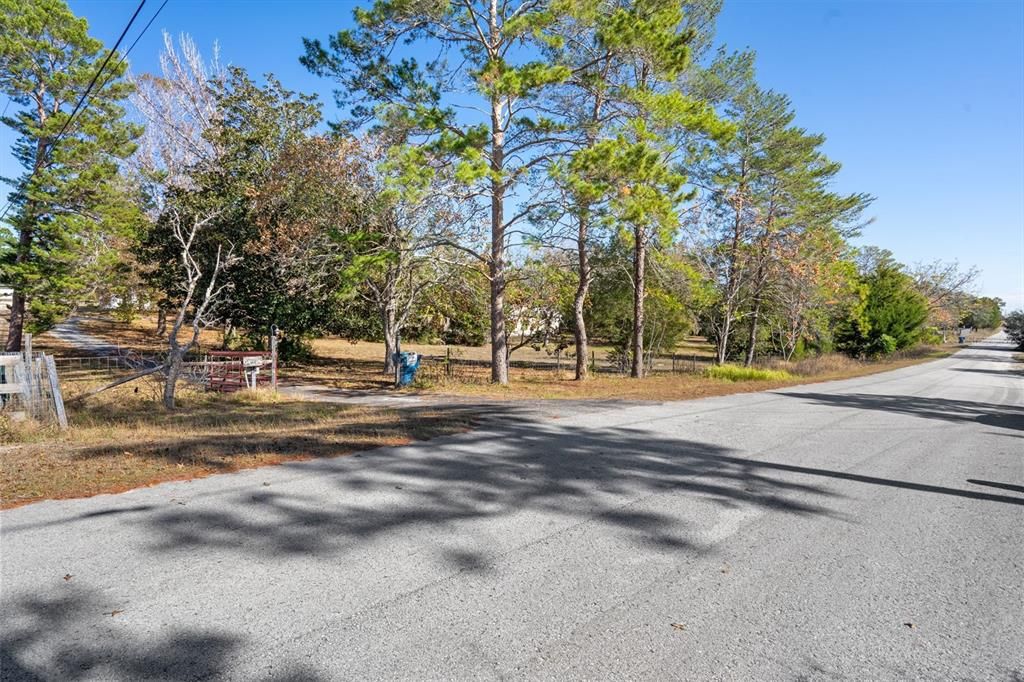 For Sale: $325,000 (3 beds, 2 baths, 1888 Square Feet)