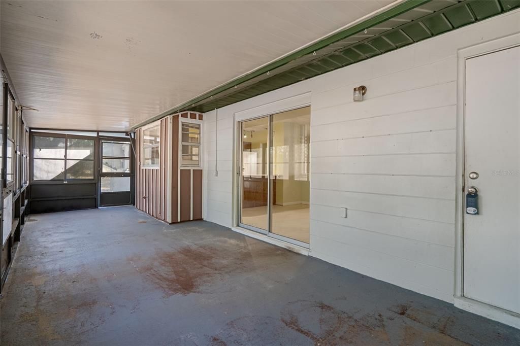 For Sale: $325,000 (3 beds, 2 baths, 1888 Square Feet)