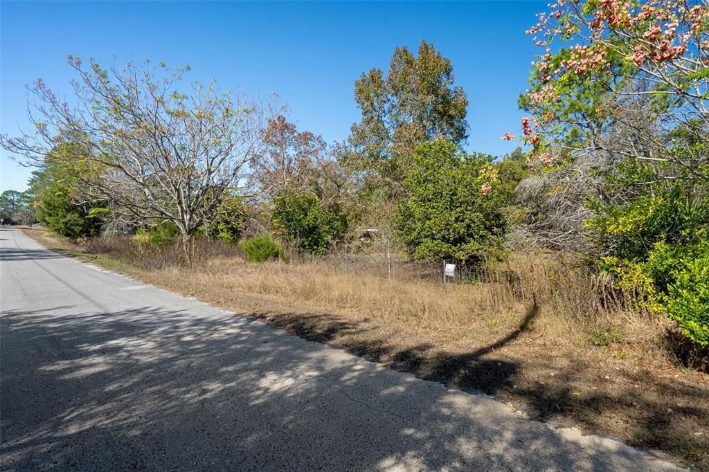 For Sale: $325,000 (3 beds, 2 baths, 1888 Square Feet)