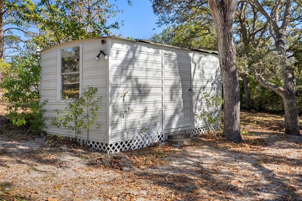 For Sale: $325,000 (3 beds, 2 baths, 1888 Square Feet)