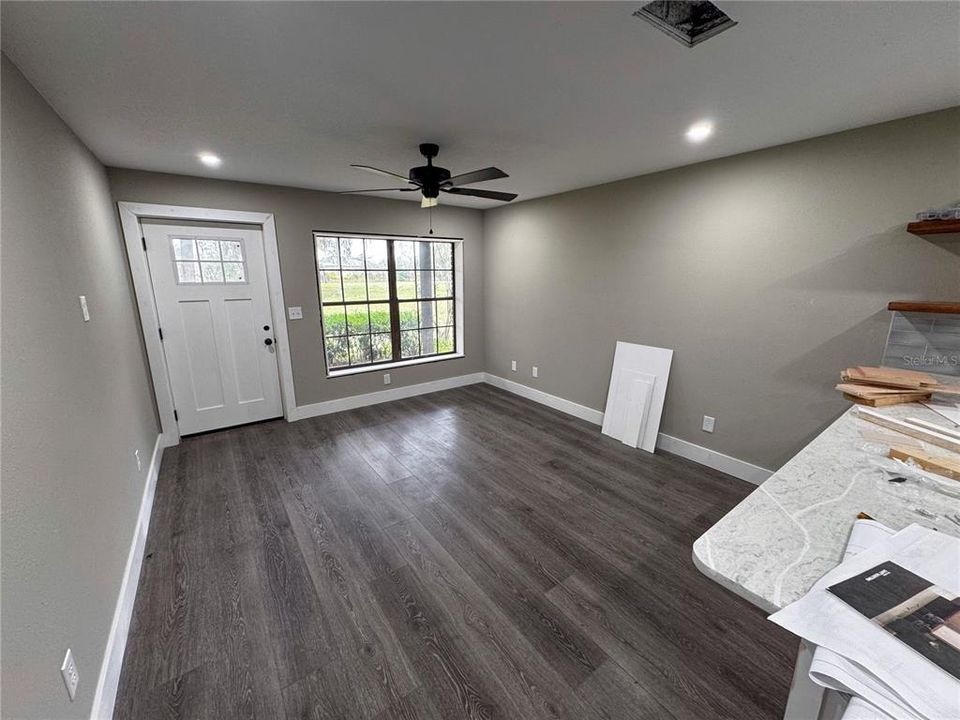 For Sale: $599,000 (6 beds, 4 baths, 4521 Square Feet)