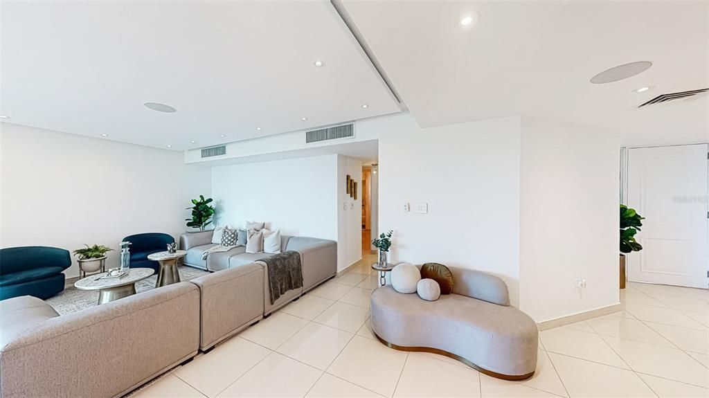 For Rent: $4,500 (3 beds, 2 baths, 2095 Square Feet)