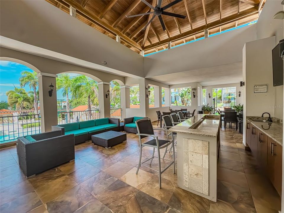 For Rent: $4,500 (3 beds, 2 baths, 2095 Square Feet)