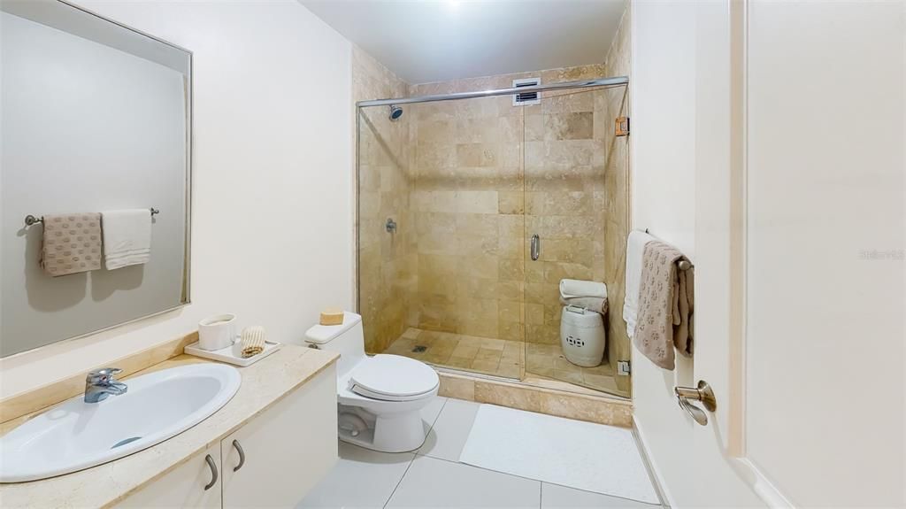 For Rent: $4,500 (3 beds, 2 baths, 2095 Square Feet)