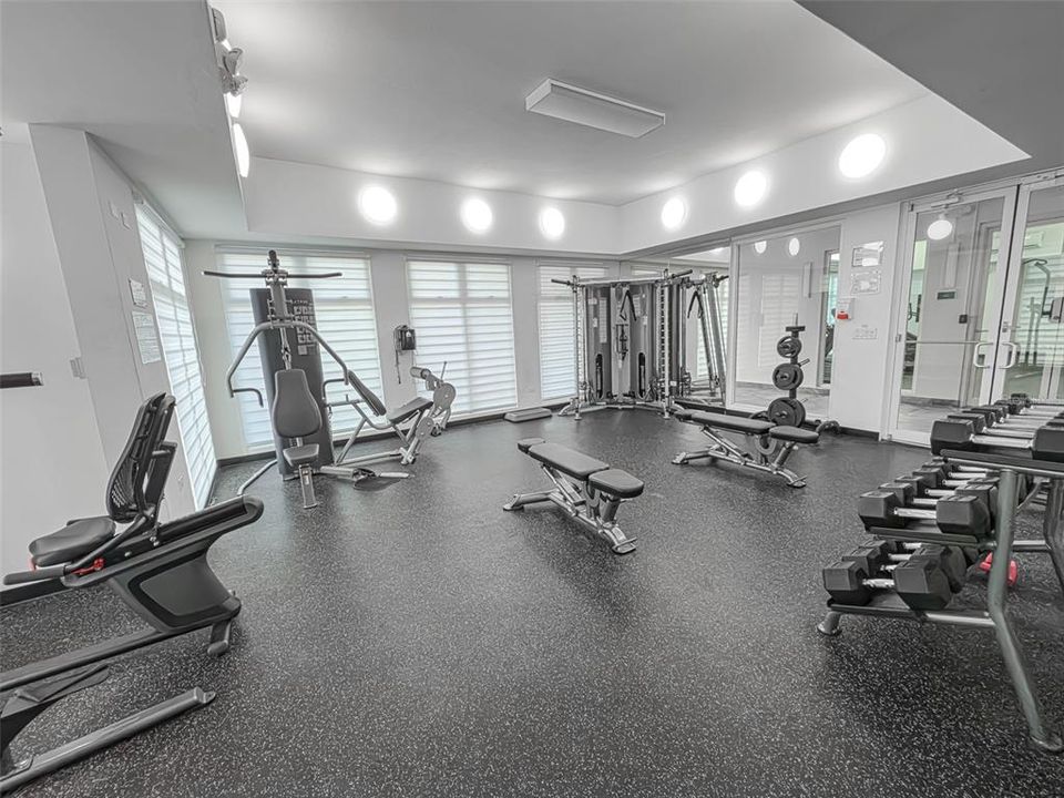 For Rent: $4,500 (3 beds, 2 baths, 2095 Square Feet)