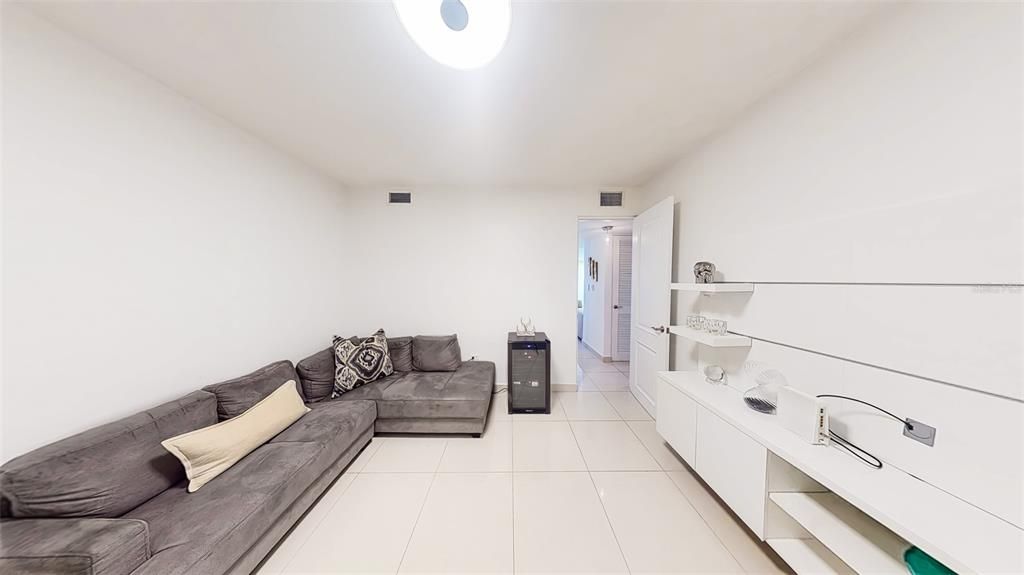 For Rent: $4,500 (3 beds, 2 baths, 2095 Square Feet)