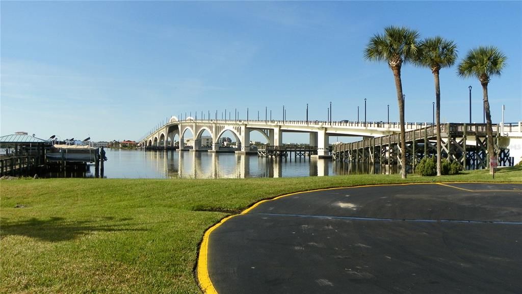 En Venta: $189,500 (2 camas, 2 baños, 1095 Pies cuadrados)