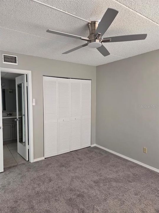 En Venta: $189,500 (2 camas, 2 baños, 1095 Pies cuadrados)