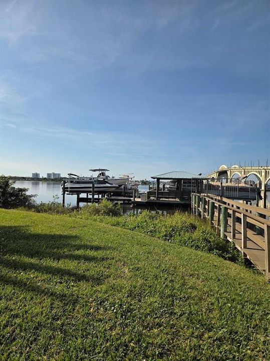 En Venta: $189,500 (2 camas, 2 baños, 1095 Pies cuadrados)