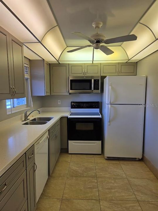 En Venta: $189,500 (2 camas, 2 baños, 1095 Pies cuadrados)