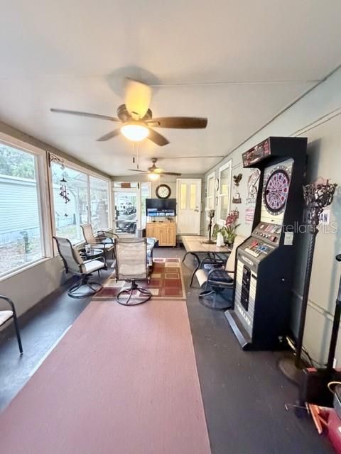 For Sale: $235,000 (2 beds, 2 baths, 1836 Square Feet)