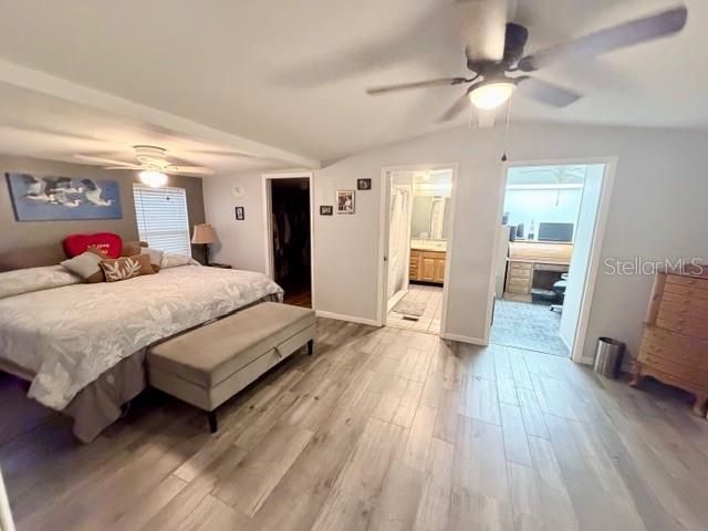 For Sale: $235,000 (2 beds, 2 baths, 1836 Square Feet)