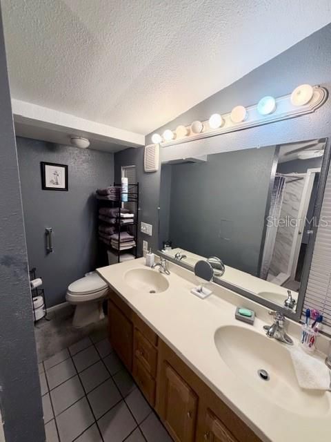 For Sale: $235,000 (2 beds, 2 baths, 1836 Square Feet)