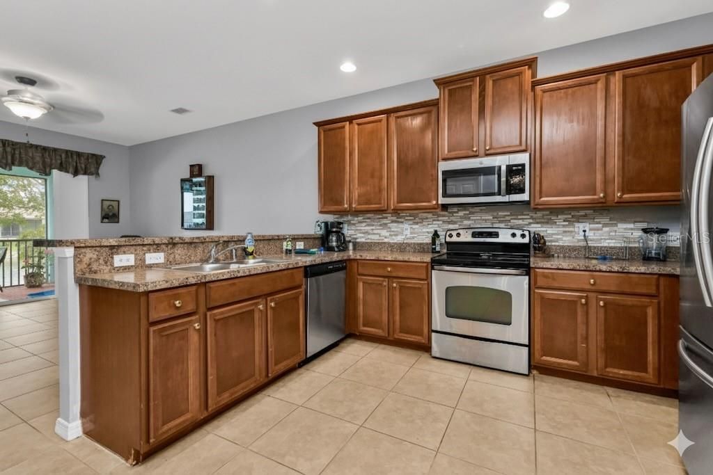 For Sale: $365,000 (3 beds, 2 baths, 1788 Square Feet)