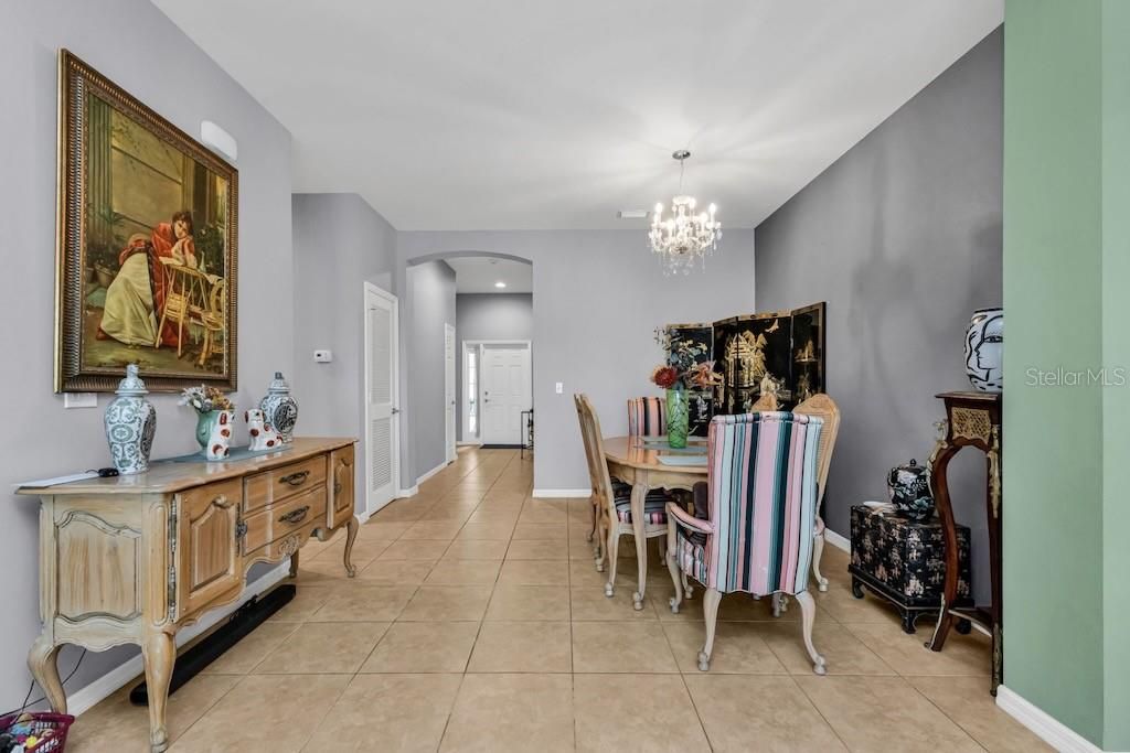 For Sale: $365,000 (3 beds, 2 baths, 1788 Square Feet)