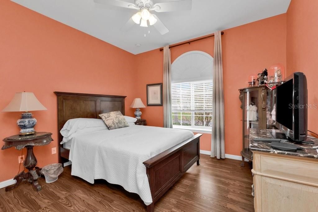 For Sale: $365,000 (3 beds, 2 baths, 1788 Square Feet)