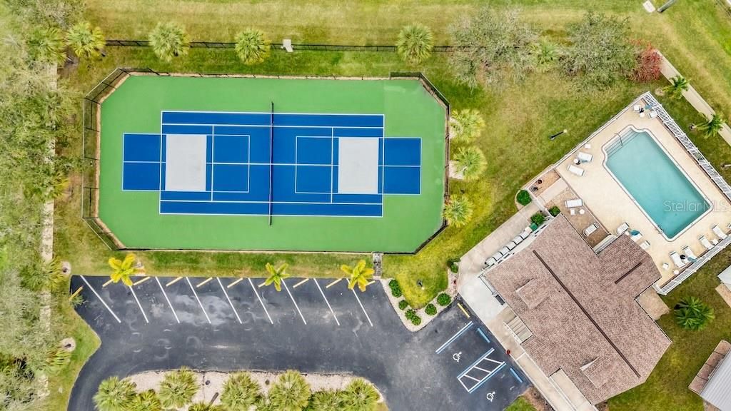 For Sale: $365,000 (3 beds, 2 baths, 1788 Square Feet)