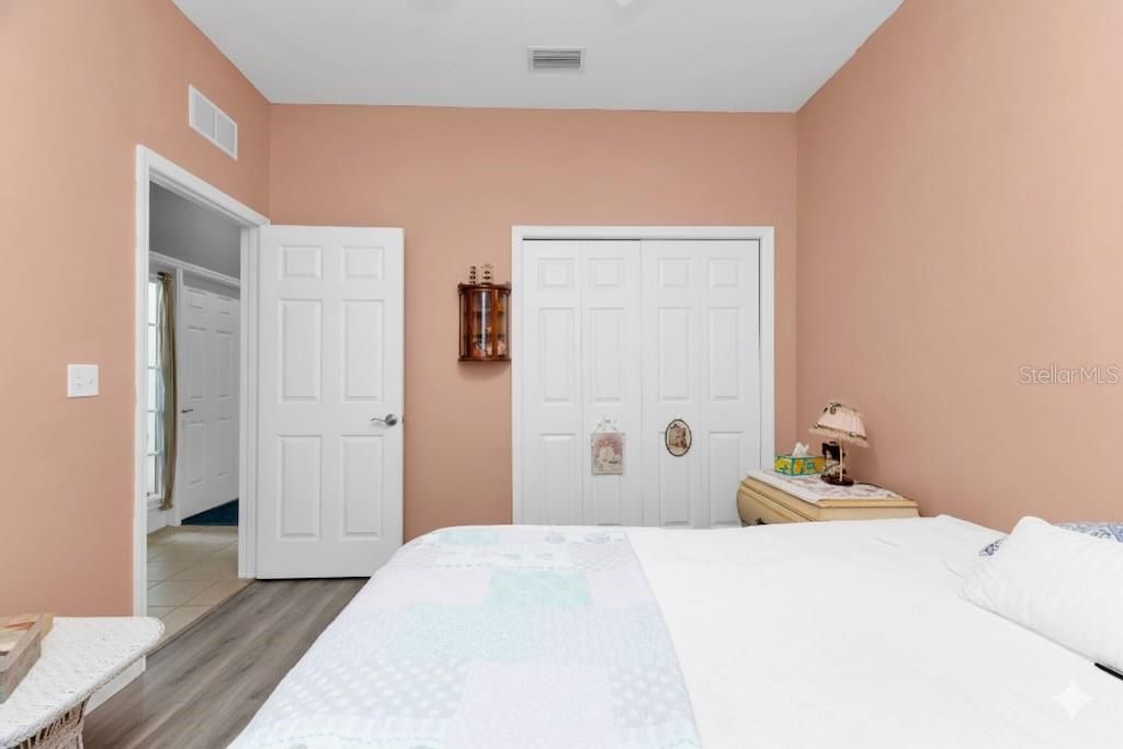 For Sale: $365,000 (3 beds, 2 baths, 1788 Square Feet)