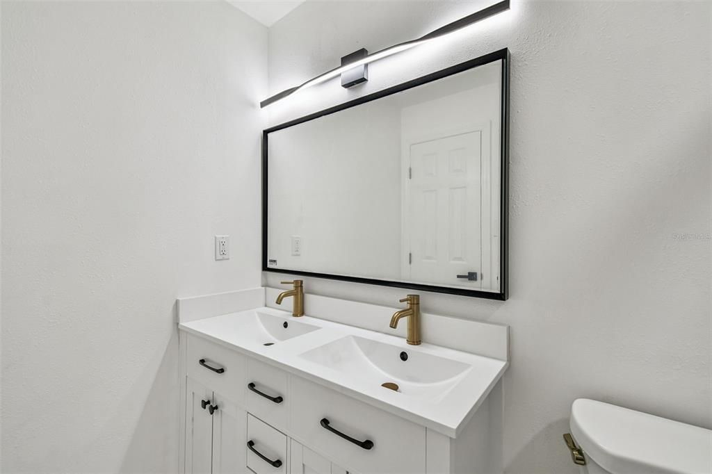 For Sale: $419,000 (3 beds, 2 baths, 1503 Square Feet)