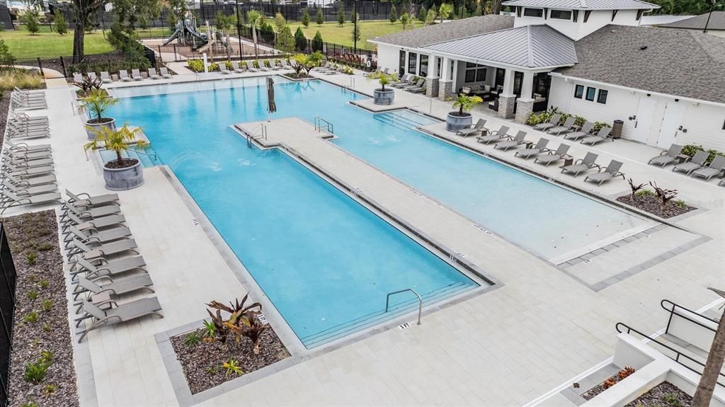 For Sale: $369,000 (5 beds, 2 baths, 2389 Square Feet)