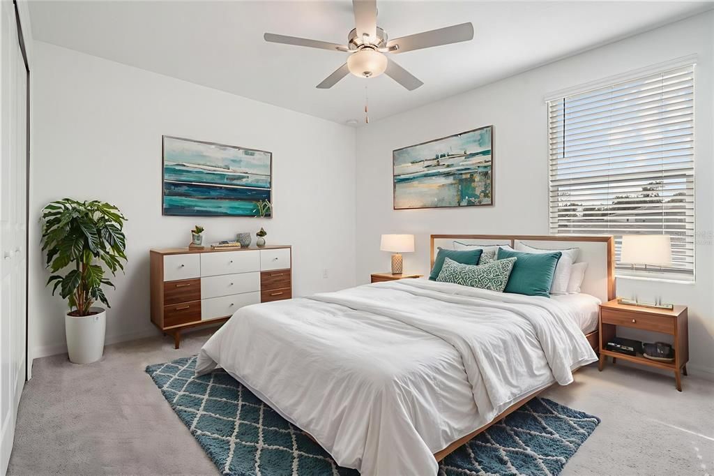 For Sale: $369,000 (5 beds, 2 baths, 2389 Square Feet)