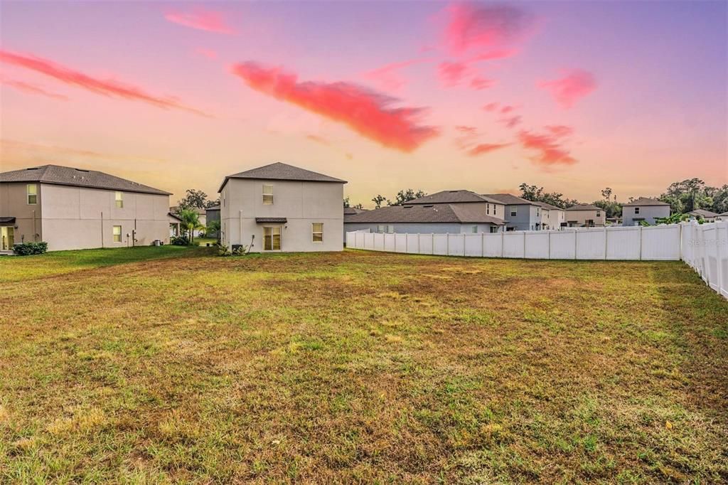 For Sale: $369,000 (5 beds, 2 baths, 2389 Square Feet)