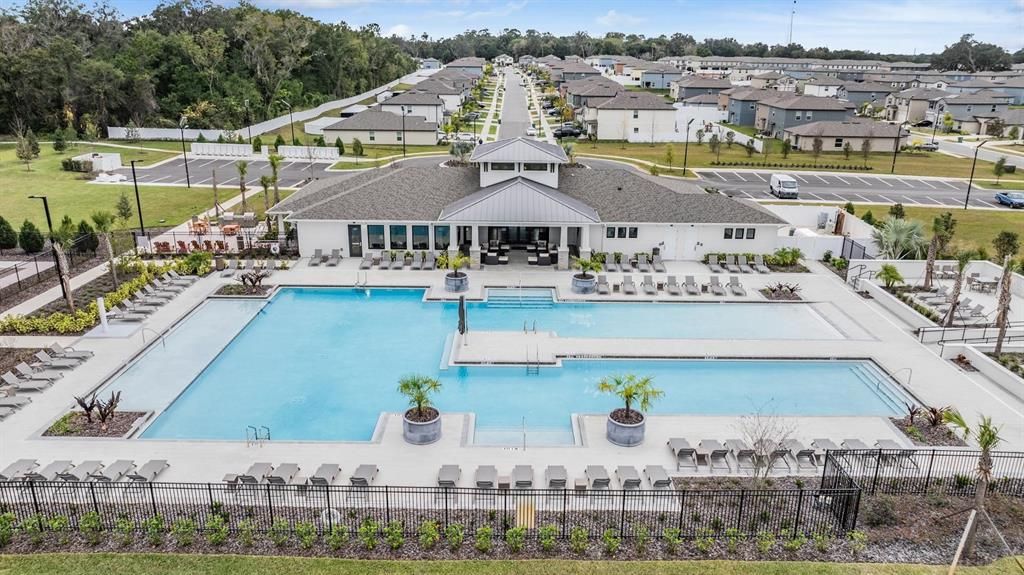 For Sale: $369,000 (5 beds, 2 baths, 2389 Square Feet)