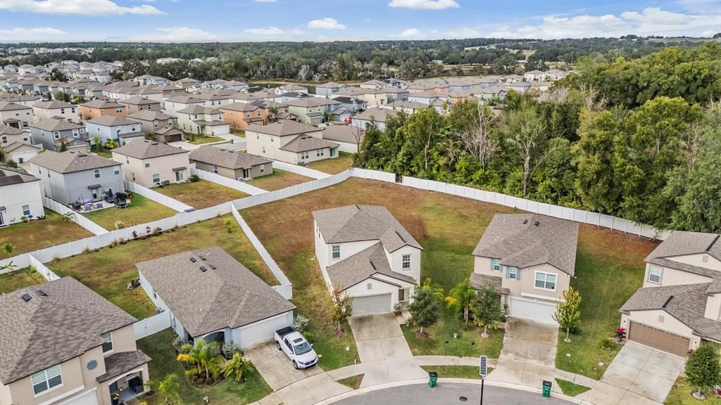 For Sale: $369,000 (5 beds, 2 baths, 2389 Square Feet)