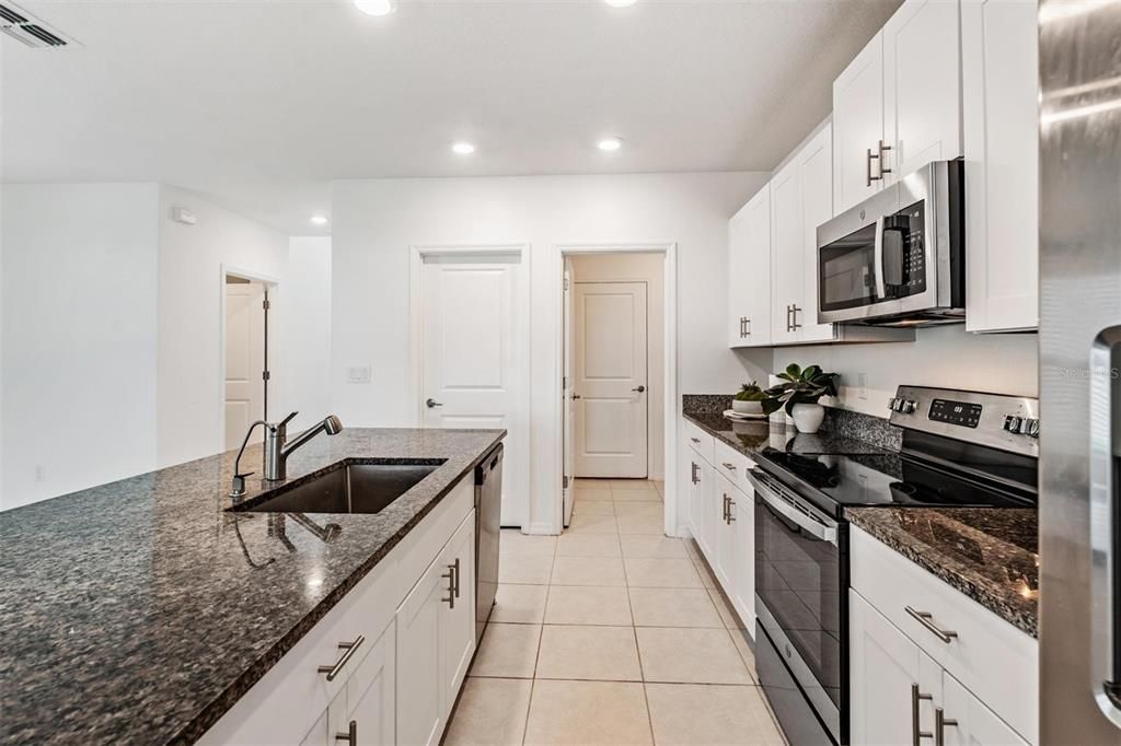 For Sale: $369,000 (5 beds, 2 baths, 2389 Square Feet)