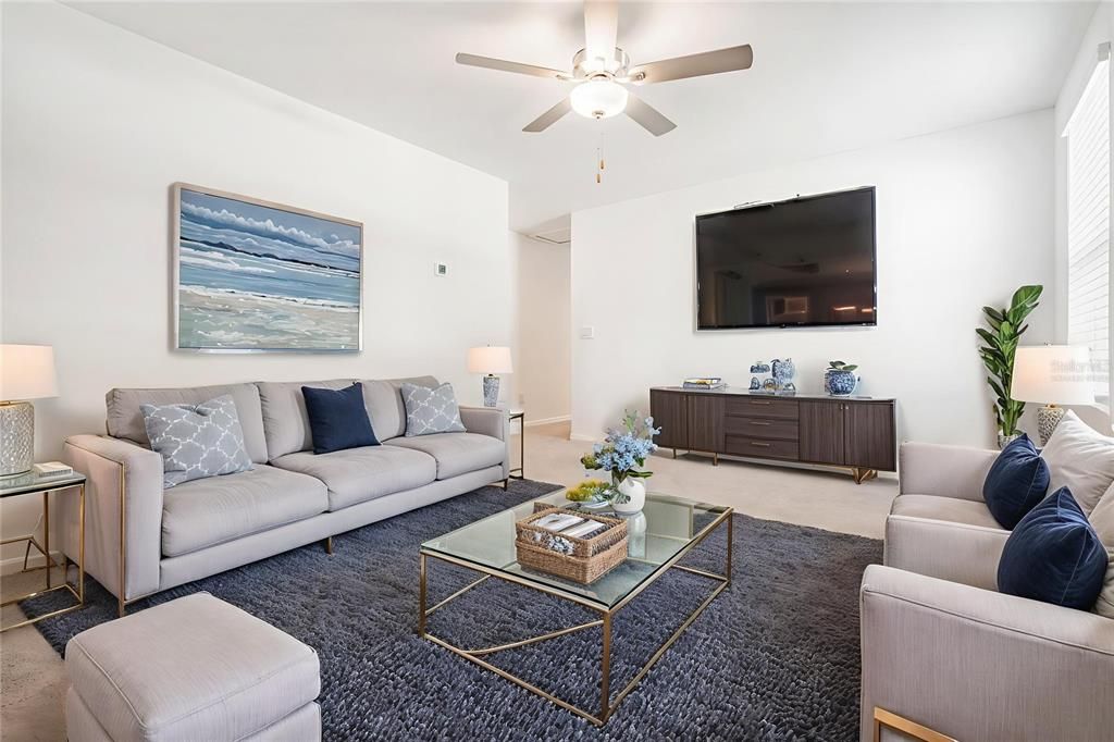 For Sale: $369,000 (5 beds, 2 baths, 2389 Square Feet)